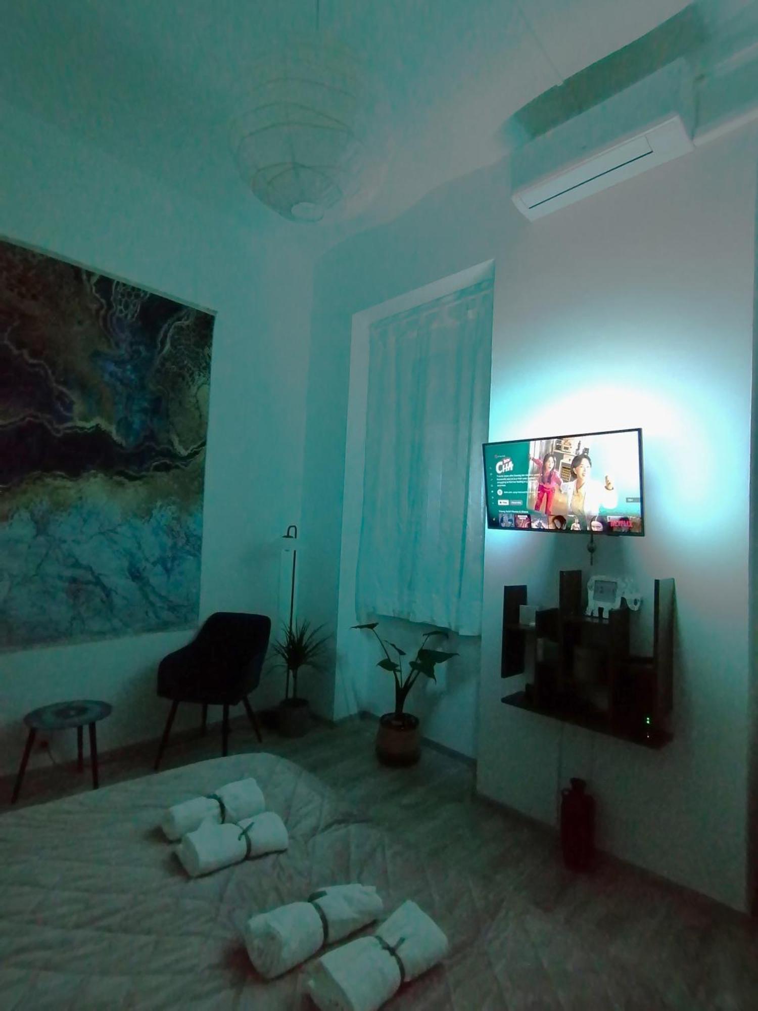 Free Parking, Downtown Apartment Near New York Cafe Budapest Eksteriør billede